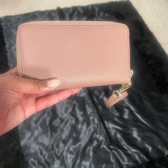 MICHAEL KORS dusty rose wallet , used​ - Picture 7 of 11